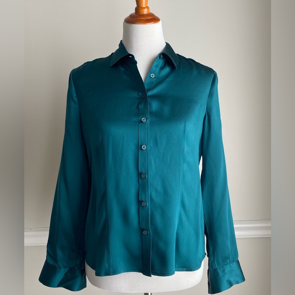 SOLD Silk green shirt
